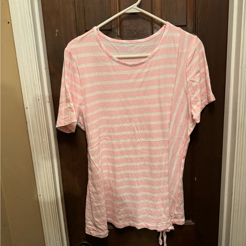 Women’s Kim Rogers Xl Pink Striped Short Sleeve Blouse